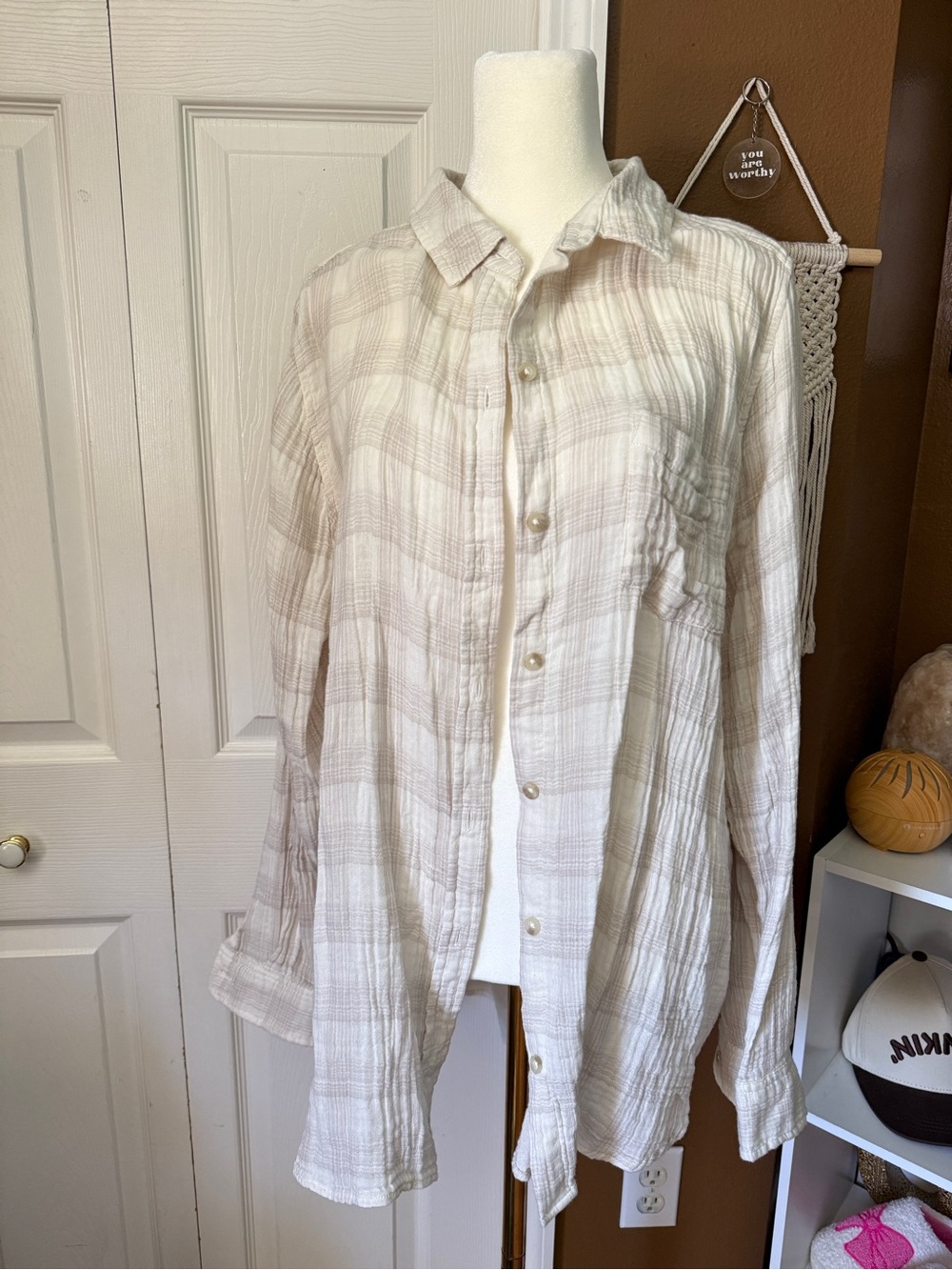 Sonoma 100% Cotton Neutral Plaid Button-Up Gauzey Layering Shirt / Size XL